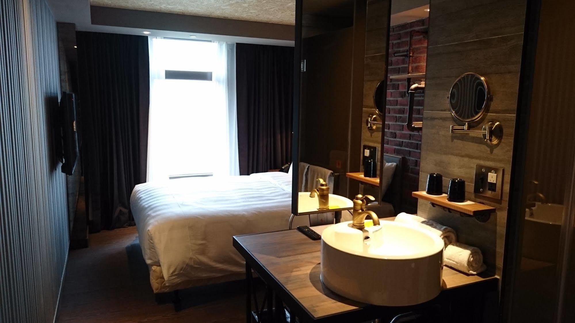 City Suites - Kaohsiung Pier2 Экстерьер фото