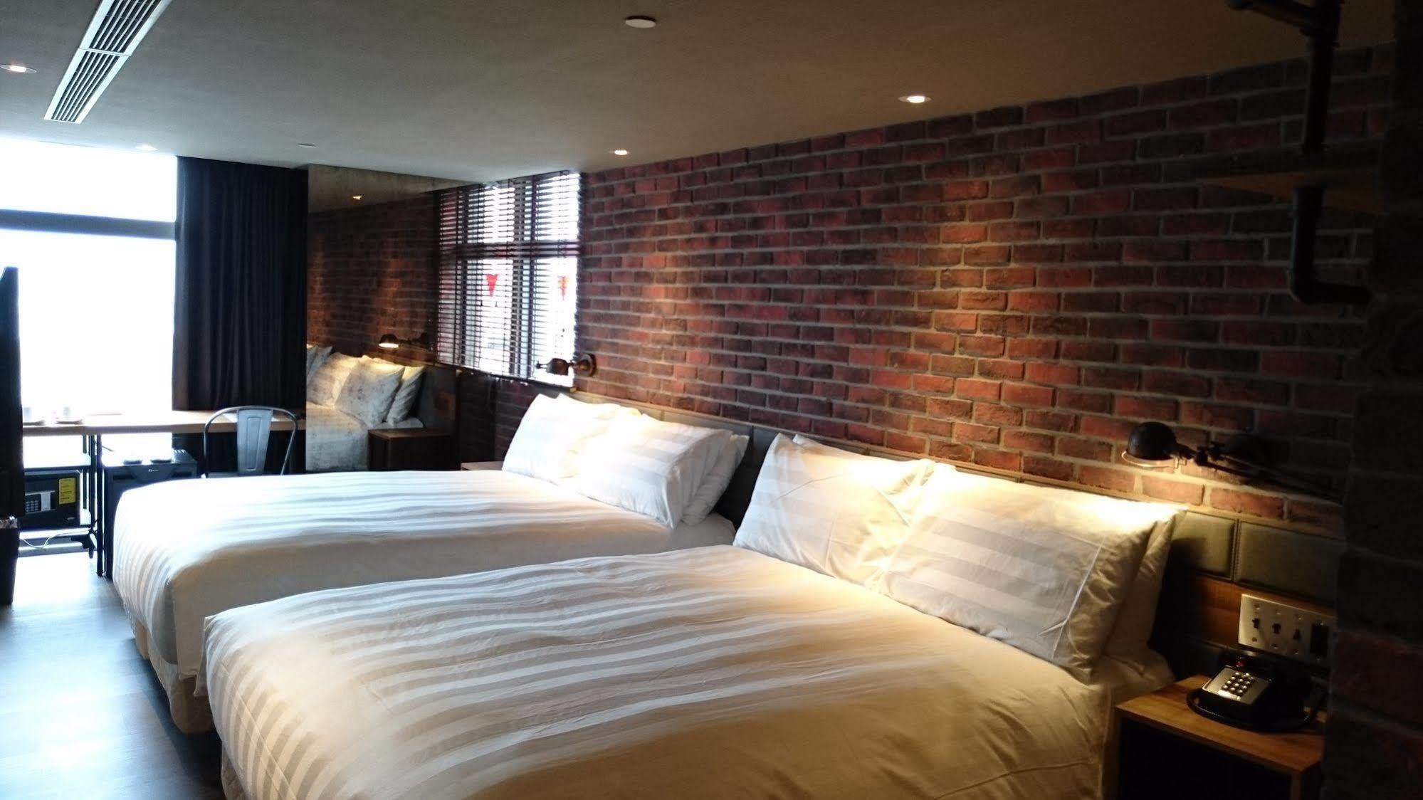 City Suites - Kaohsiung Pier2 Экстерьер фото