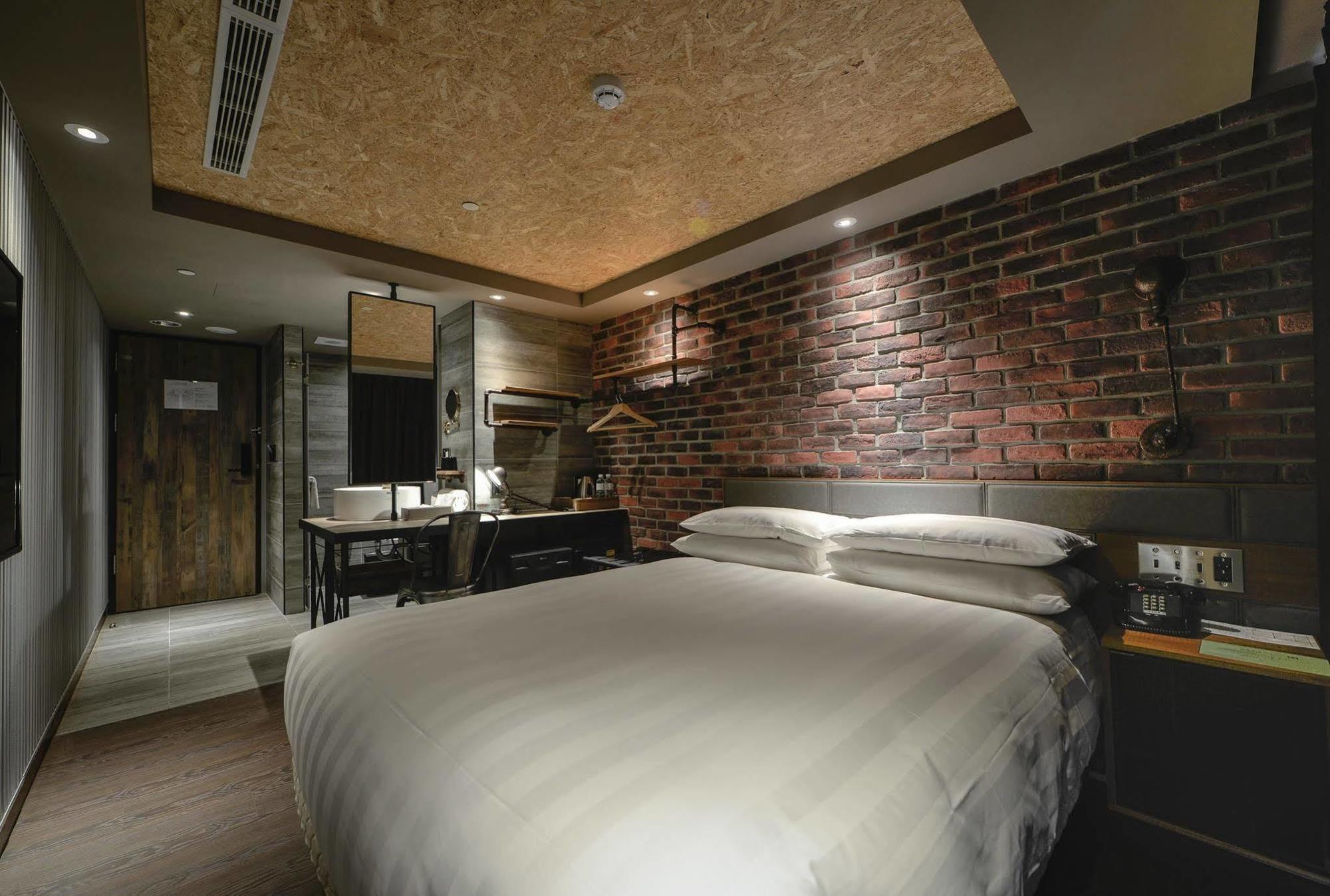 City Suites - Kaohsiung Pier2 Экстерьер фото