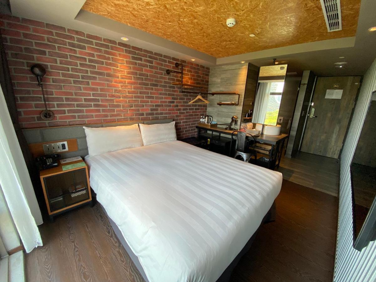 City Suites - Kaohsiung Pier2 Экстерьер фото